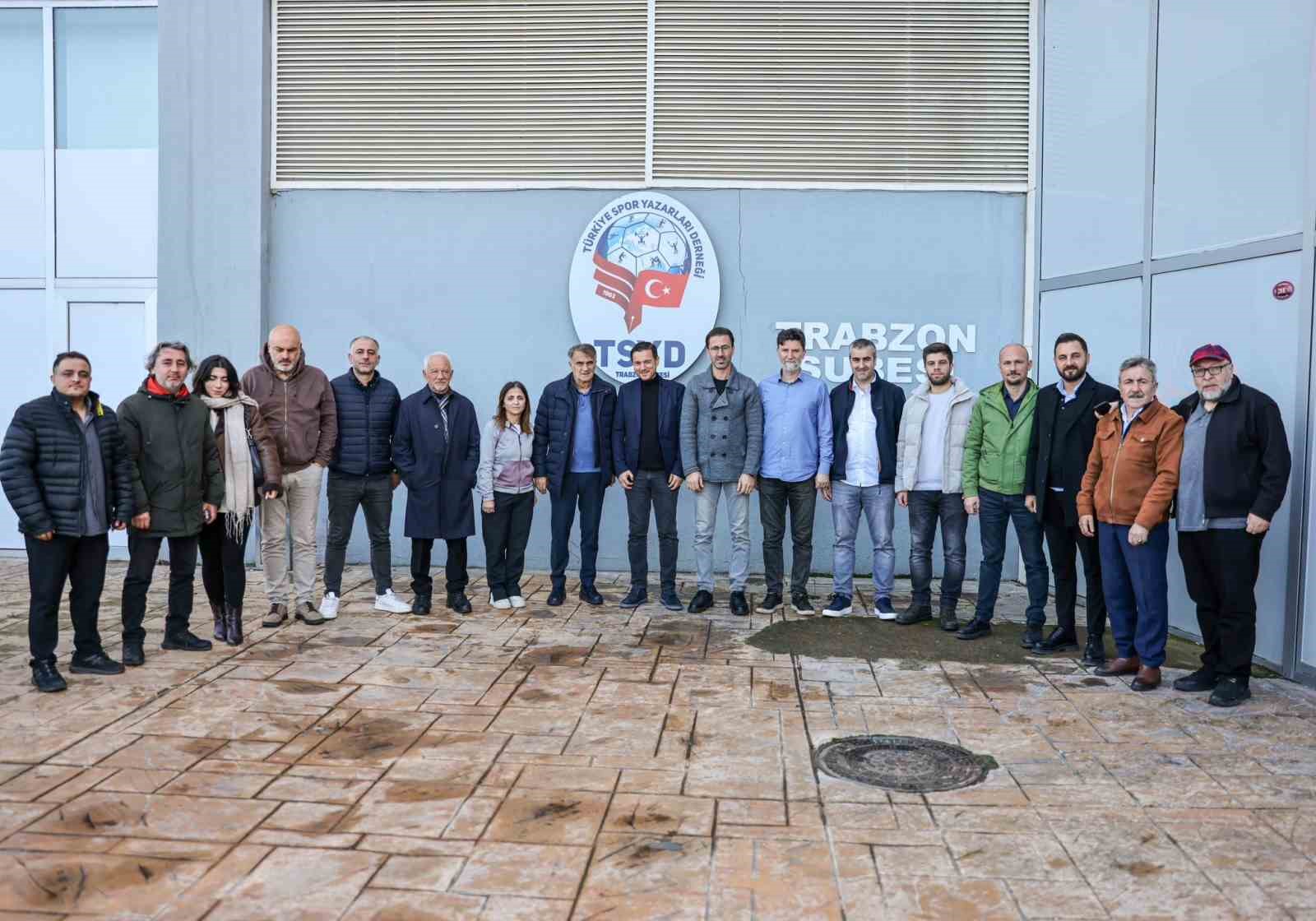 Şenol Güneş: "Kaybettiğimiz puanların en az yarısını kaybetmememiz gerekiyordu"
