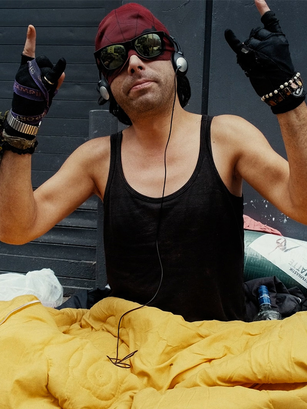 Mutluluk + Neukölln'ün Örümcek Adamı - Habercode Haber Yazılımı